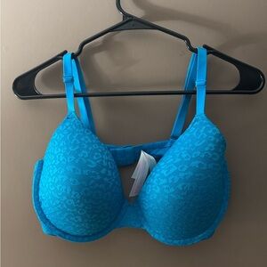 PINK Victoria's Secret Wear Everywhere T-Shirt Lightly Lined Leopard Bra